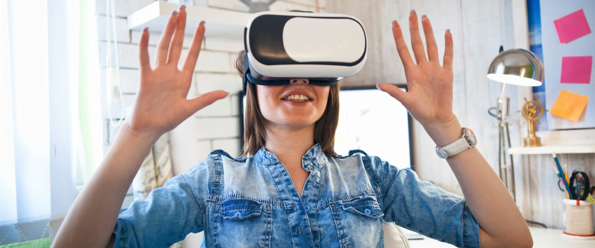 Exploring Innovative Applications of AI in VR Technology